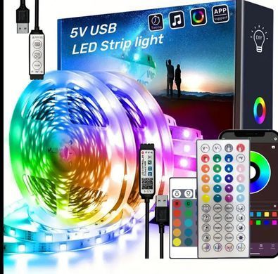 Світлодіодна RGB LED стрічка 5м, від USB, пульт